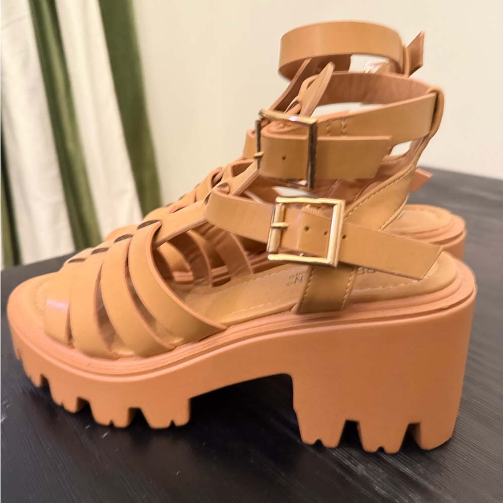 Cape Robbin Tan Chunky Heel Sandals